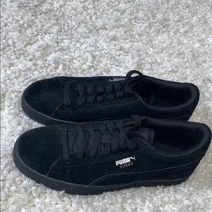 Puma Sneakers